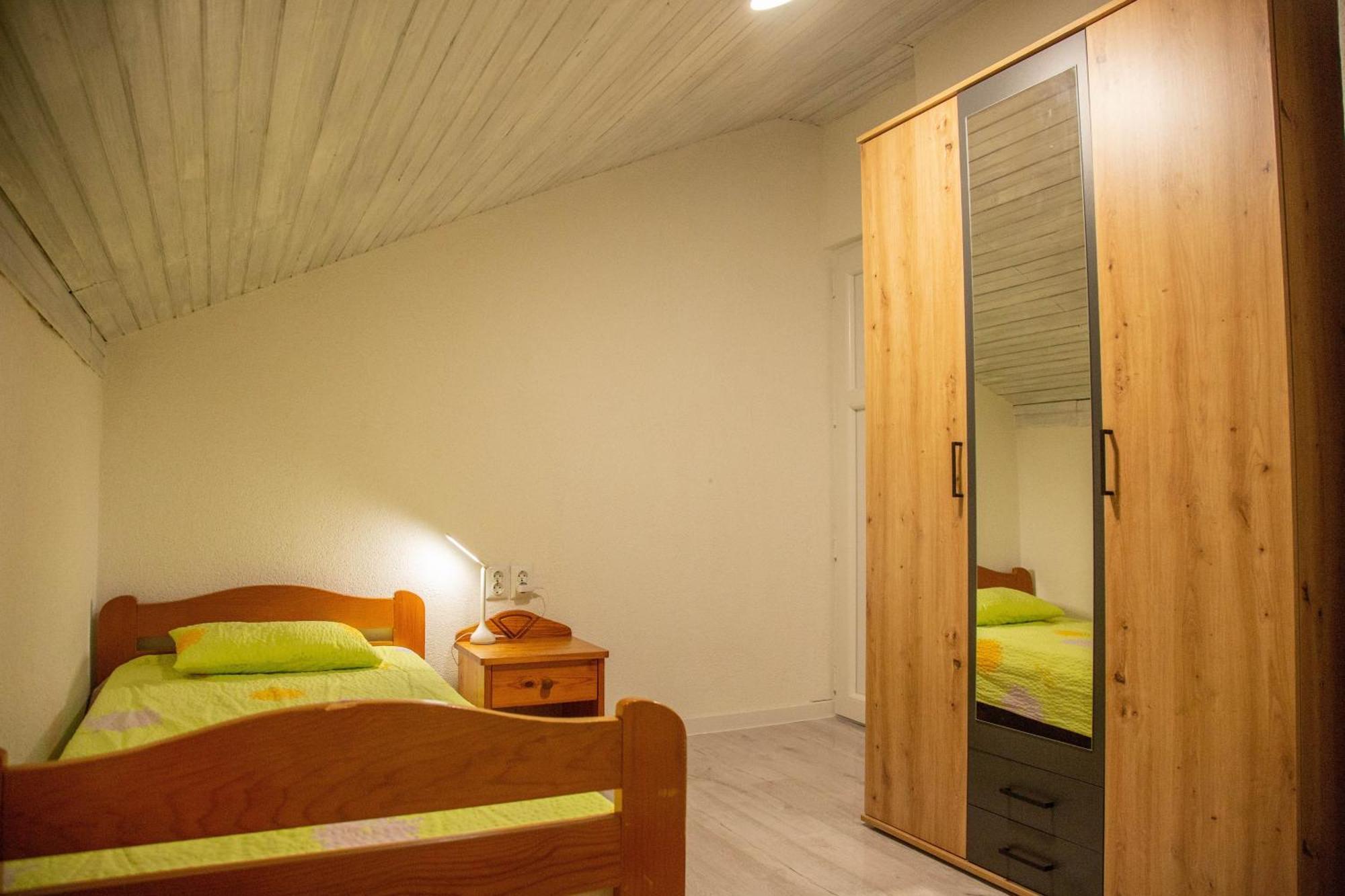 Apartments By The Sea Milna, Vis - 8895 Rukavac  Rum bild