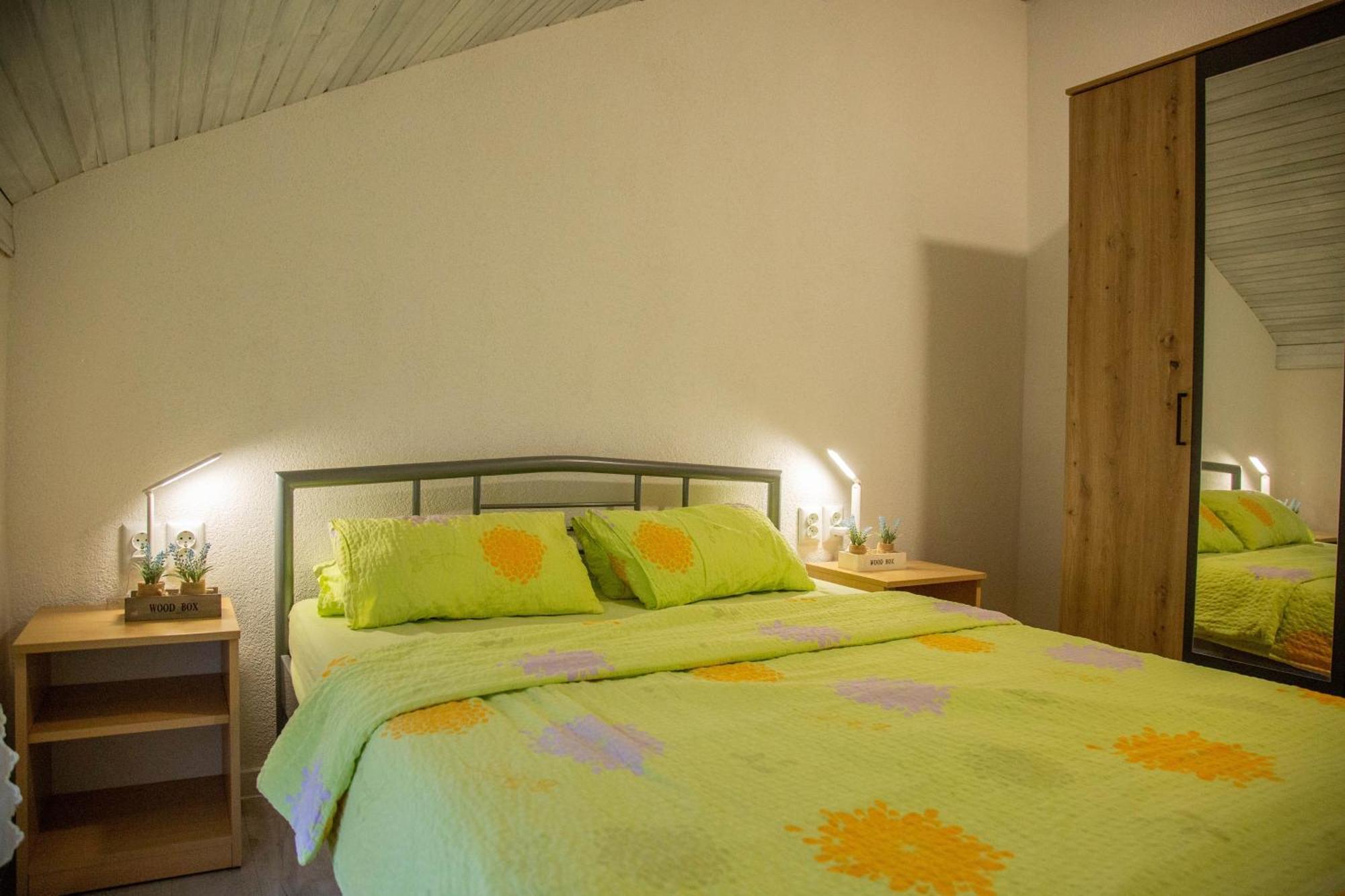 Apartments By The Sea Milna, Vis - 8895 Rukavac  Rum bild